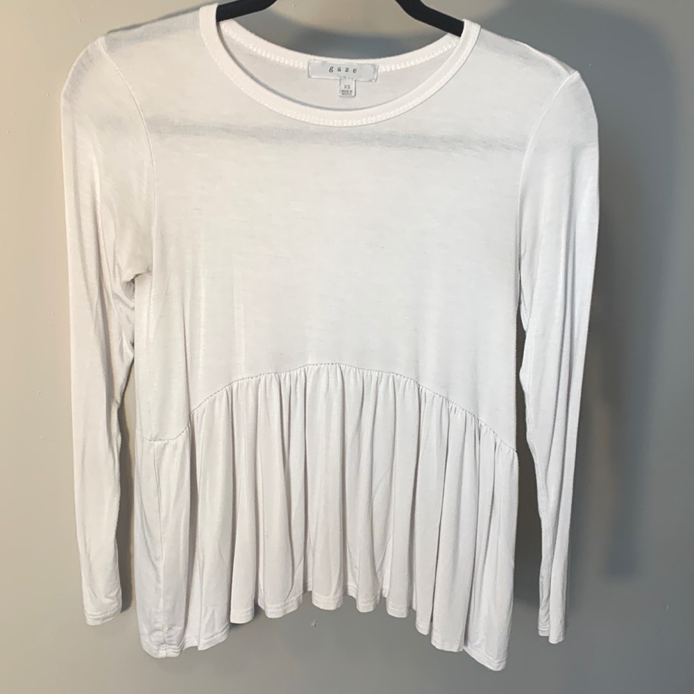 White Top with Ruffle Buttom